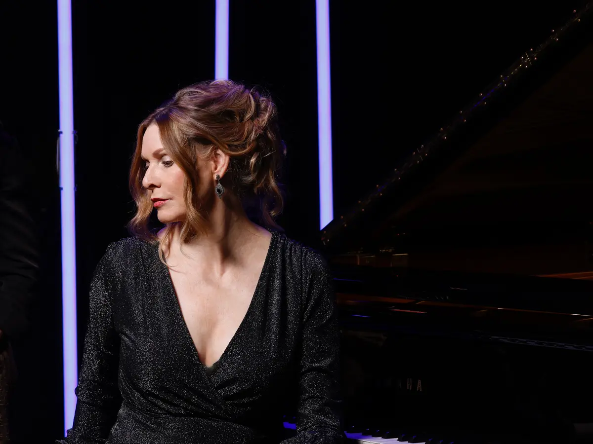 Fiona Joy Hawkins — Il pianoforte come racconto della natura